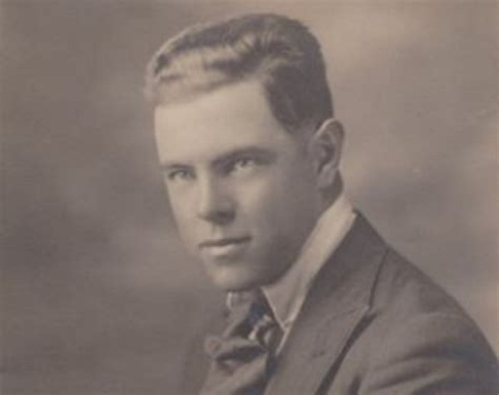 Charles Stanley Gifford Height, Weight, Net Worth, Age, Birthday, Wikipedia, Who, Nationality, Biography