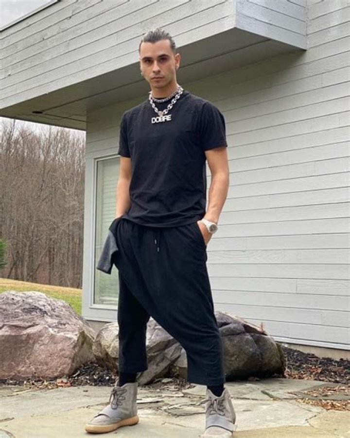 Cyrus Dobre Height, Weight, Net Worth, Age, Wiki, Who, Instagram, Biography