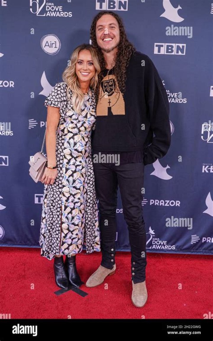 Does Brandon Carlo Have A Wife?