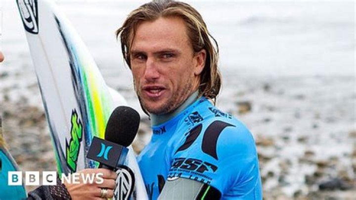 
Former Surfer Chris Davidson Passed Away At 45 After Getting Punched Outside Bar 