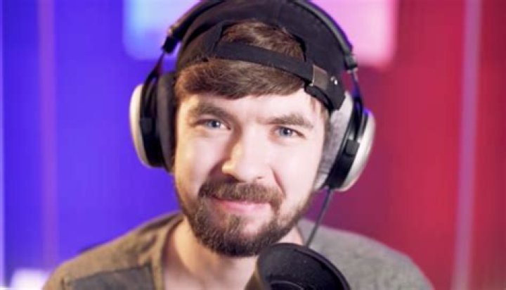 
How Does Jacksepticeye Make Money? Understanding The Gaming Superstar’s Net Worth 