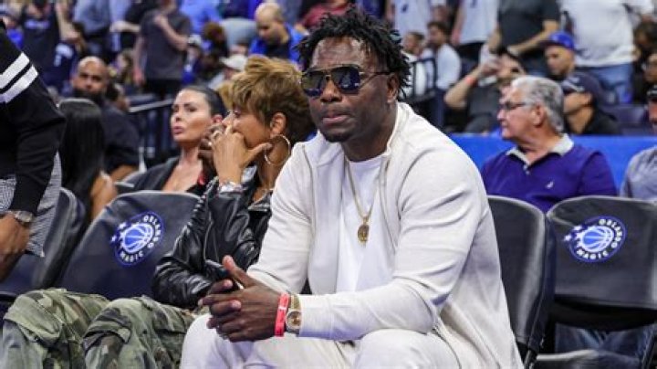Is Edgerrin James Married to wife? Or Dating a Girlfriend? 4 Kids.