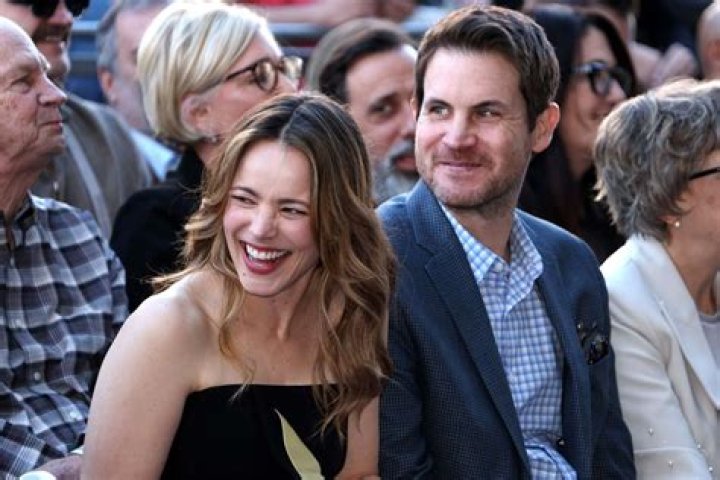 Is Jamie Linden Married? His Bio, Age, Wife, Child, Net worth, Height and Rachel McAdams