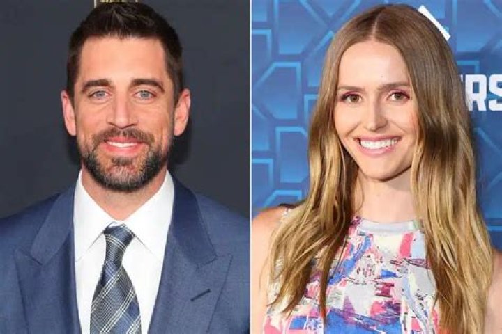 
Is Joshua Selman Married to Wife? Is he dating a girlfriend? 