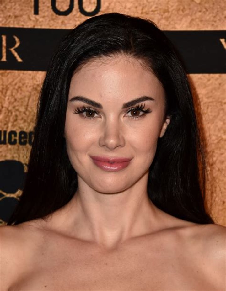 Jayde Adams Height, Weight, Net Worth, Age, Birthday, Wikipedia, Who, Nationality, Biography