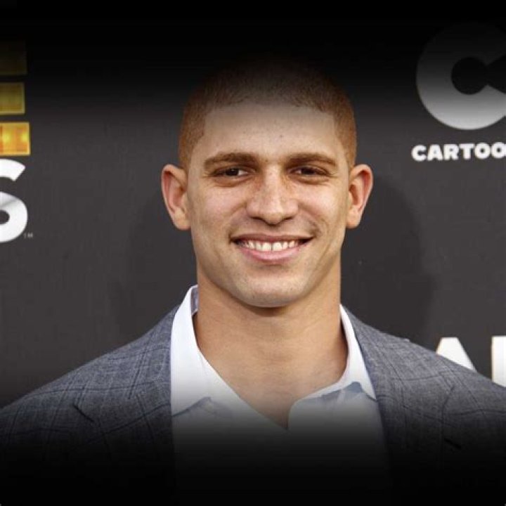 Jono Castano Height, Weight, Net Worth, Age, Birthday, Wikipedia, Who, Instagram, Biography