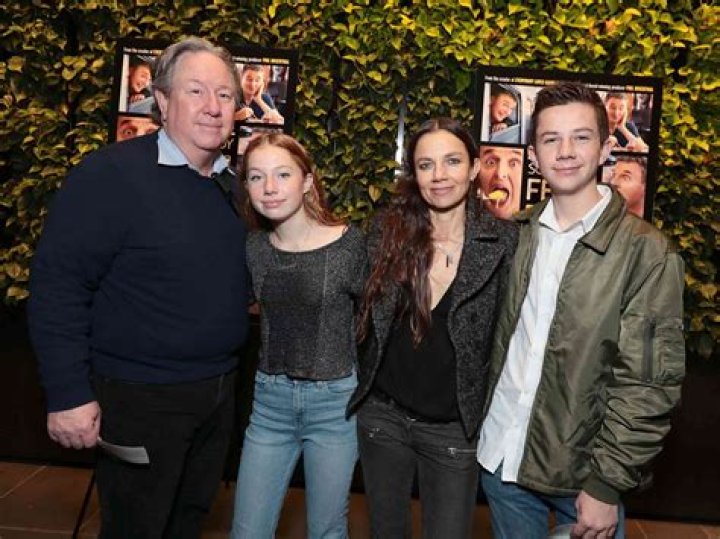 Justine Bateman Husband Age And Family Members Explored