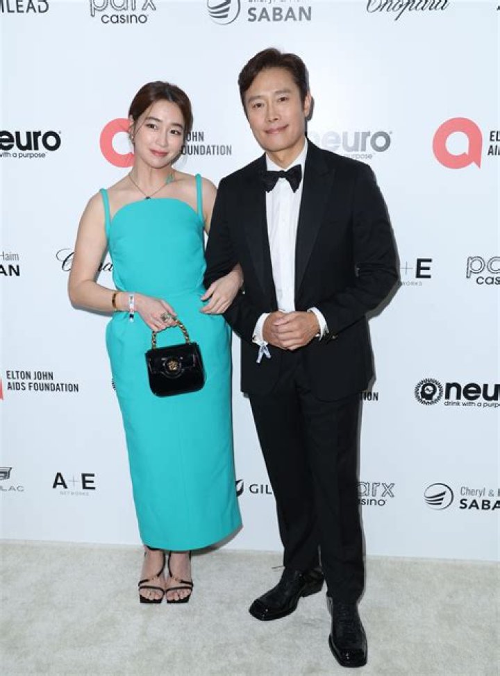 
Lee Byung-hun Height, Weight, Net Worth, Age, Birthday, Wikipedia, Who, Nationality, Biography 