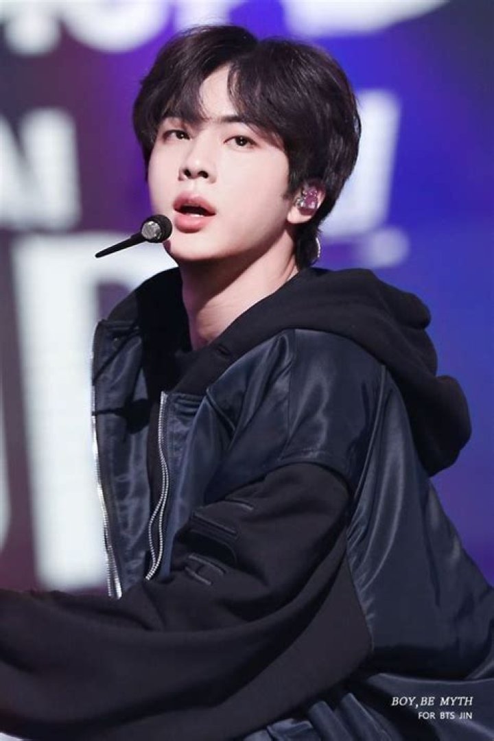 Luo Jin Height, Weight, Net Worth, Age, Birthday, Wikipedia, Who, Instagram, Biography
