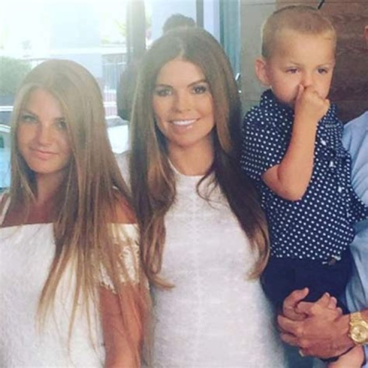 
Meet Tanya Bardsley Daughter Gabriella, Boyfriend Siblings And Instagram 