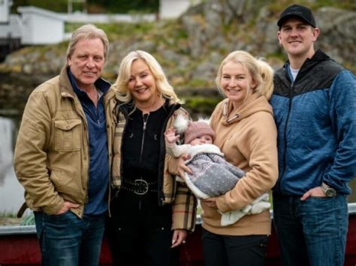 Sig Hansen comes from a family of fishermen, Including his Brother, Father & Mother