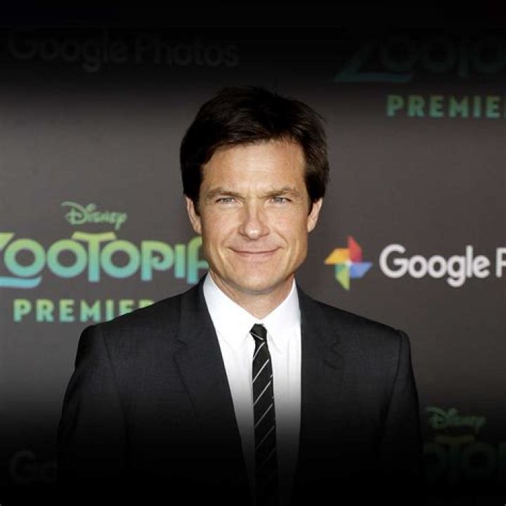 Thom Bateman Height, Weight, Net Worth, Age, Birthday, Wikipedia, Who, Instagram, Biography