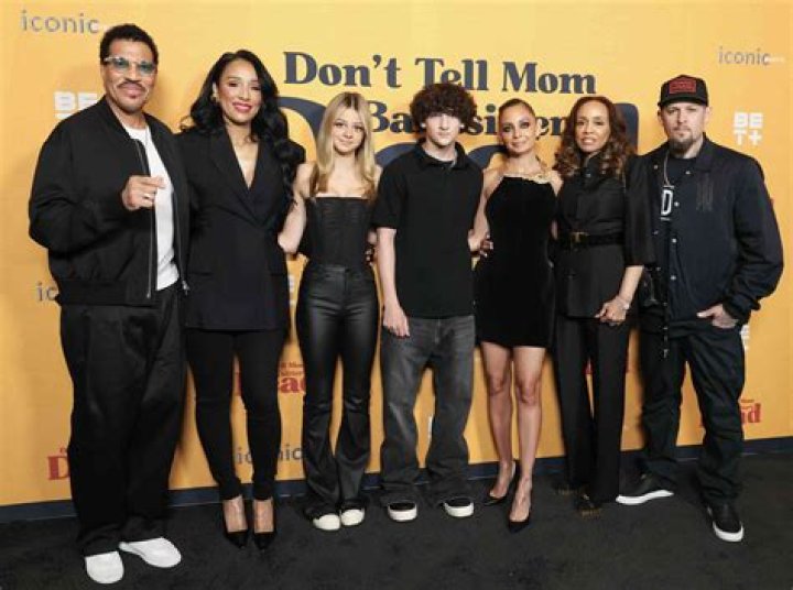 
What Is Nicole Richie Doing Now? Husband Daughter And Age Wiki – Why Did Lionel Richie Adopt Her? 