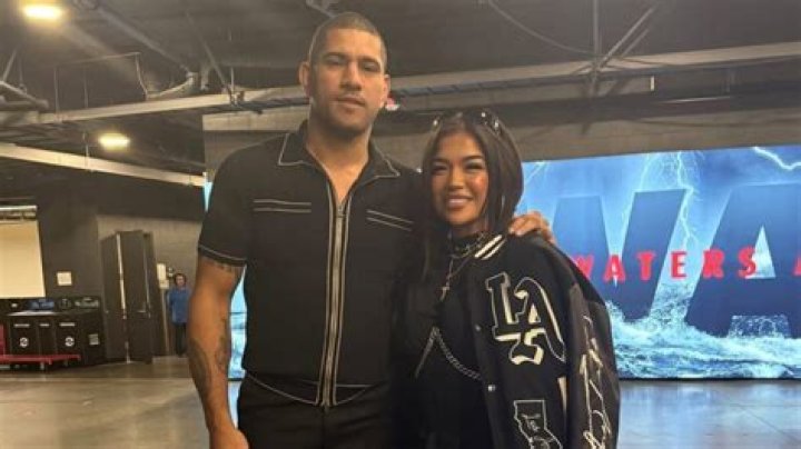 Who Is Alex Pereira’s Wife? A Look At Relationship Timeline Of MMA