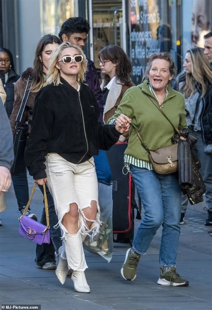Who is Charlie Gooch? All about the photographer as he grabs lunch with Florence Pugh