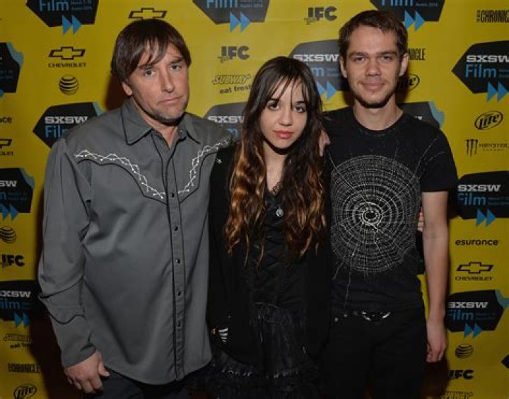 
Who Is Ellar Coltrane Girlfriend Lorelei Linklater? Here Is What You Need To Know About The Circle Cast 