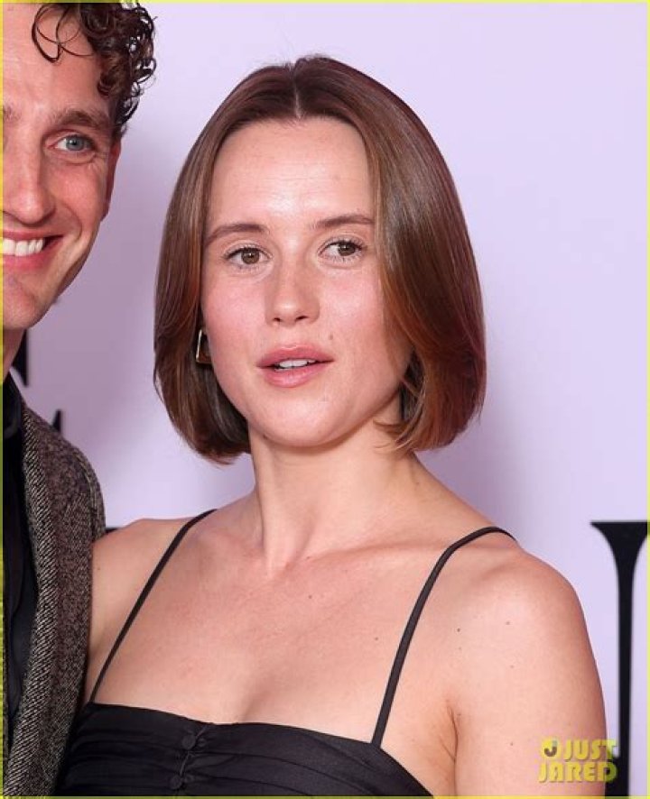 
Who Is Laurie Anne Houts? Facts About Readytech CEO John Kevin Woodward Wife 